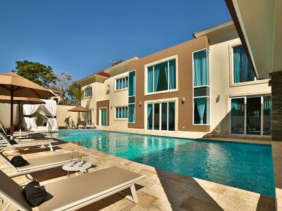 2015-Royal_Villas-02-400x300